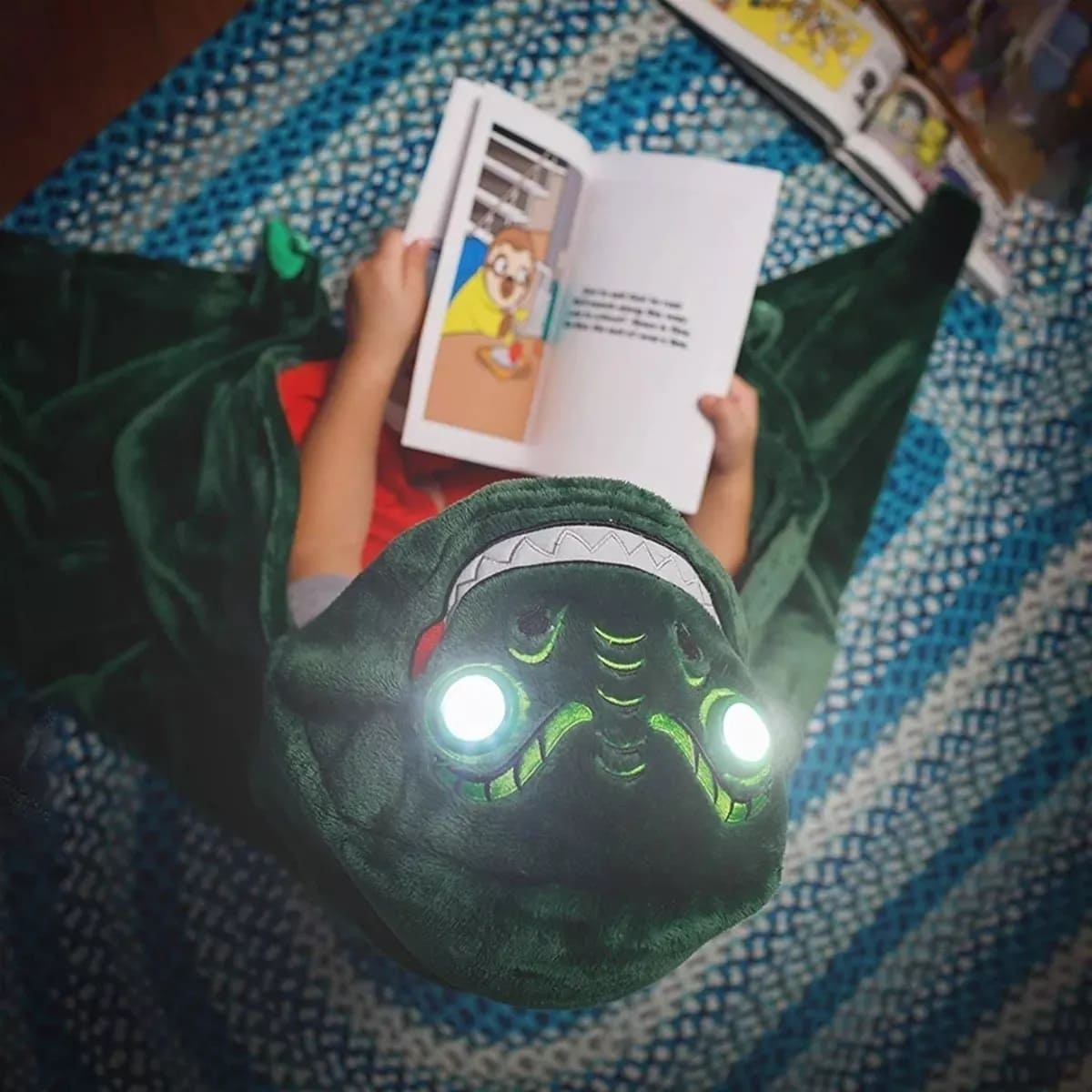 Manta Capa Infantil Con Luz En Los Ojos